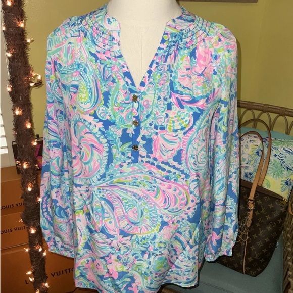 Lilly Pulitzer NWT Elsa Silk Top Dream Team Size XXS - Picture 7 of 10